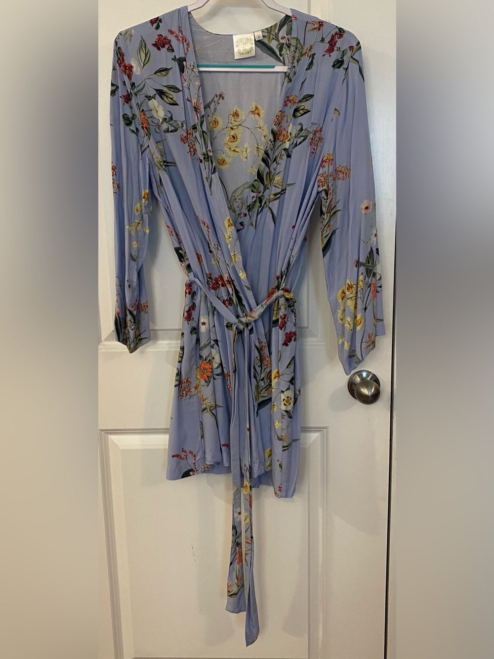 Plum Pretty Sugar Kimono Sz S Blue Floral Print Kimono Sleeves Tie Closure